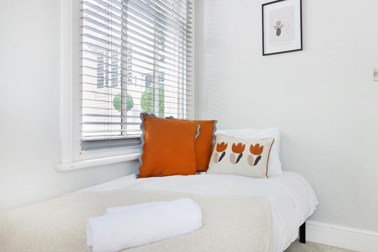 נוטינגהאם Spacious 2 Bedroom Apartment In Park Estate מראה חיצוני תמונה